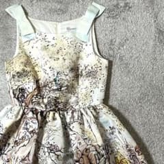 RED VALENTINO 森柄 総柄 ワンピース リボン デザイン フレア M RED VALENTINO 森柄 総柄 ワンピース リボン デザイン フレア M - メルカリ