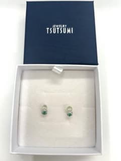 ジュエリーツツミK14ホワイトゴールド エメラルドピアスのサムネイル