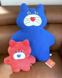 mojojojo ダイカットクッションXL プレミアム 青・赤2点セット - メルカリ