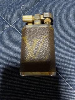 ルイヴィトン　ガスライターのサムネイル