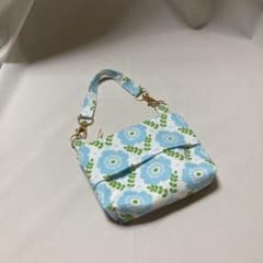 ハンドメイド ポケットティッシュケース付きポーチ　 花柄 水色のサムネイル