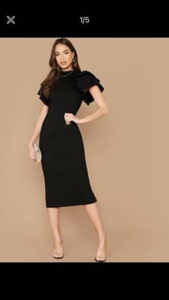 黒 ワンピース SHEINのサムネイル