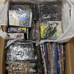 ガンプラ　パーツ　大量　全て未揃い　ジャンク　箱入り22箱　他　各パーツ大量 ガンプラ パーツ 大量 全て未揃い ジャンク 箱入り22箱 他 各パーツ