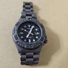 【レア】SEIKO チタンダイバー 200m防水 、ブラック文字盤のサムネイル