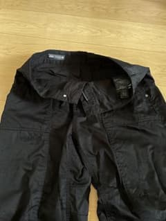 ZARA メンズ ブラックパンツのサムネイル