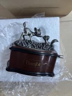 新品　ディズニー バンビ 愛を奏でる　オルゴール オブジェ ベルメゾン 新品 ディズニー バンビ 愛を奏でる オルゴール オブジェ ベルメゾン