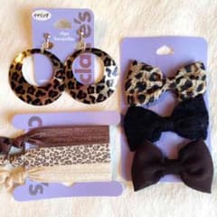 新品❤️ヘアアクセサリー❤️3点セット✨クレアーズ✨レオパード柄✨リボン✨のサムネイル