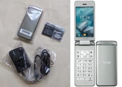 新品 SIMフリー 902KC DIGNO ケータイ3 充電アダプター付属 - メルカリ