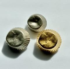 チョコレートカップ　ボタン 3個セット ゴールド&シルバー 手芸素材のサムネイル