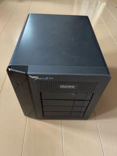 Promise Pegasus R4 ジャンク　HDD無しのサムネイル
