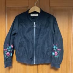 ブルゾン　薄手　紺　120のサムネイル