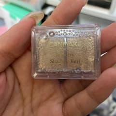 キャンメイク ジュエリーシャドウベール No.02 ロマンティックゴールドのサムネイル