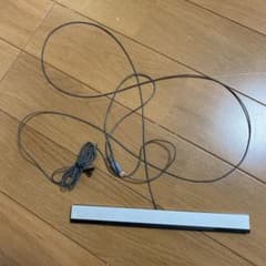 Wiiのセンサーバー、電源コード、TVに繋げる線のサムネイル