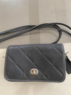 COACH斜めがけショルダーバッグのサムネイル