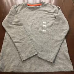 ⭐️未使用⭐️ユニクロ長袖Tシャツのサムネイル