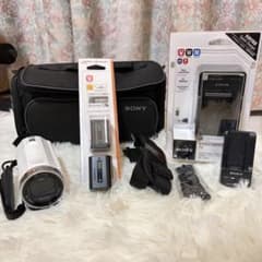 美品【SONY ビデオカメラ】HDR-CX535 60倍ズーム　三脚付き 美品】ソニーSony HDR-CX535 ビデオカメラ 60倍ズーム ケース付 - メルカリ