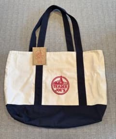 TRADER JOE'S キャンバストートバッグのサムネイル