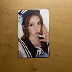 HEARTS2HEARTS ジウ Lemon Tang トレカのサムネイル