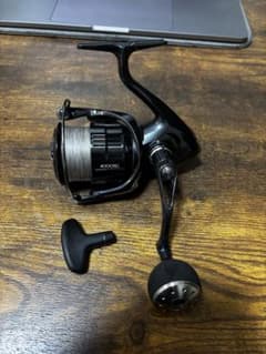 SHIMANO Vanquish 4000XG スピニングリールのサムネイル