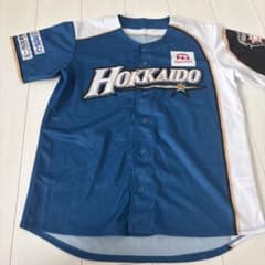 北海道日本ハムファイターズ　半袖 配布ユニフォームのサムネイル