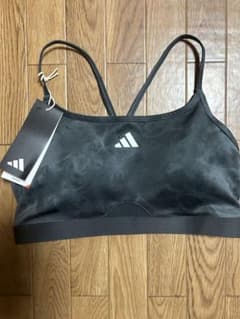 adidas スポーツブラ　お値下げ中のサムネイル