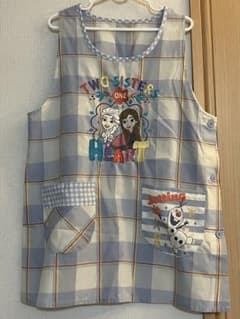 保育士　エプロン　ディズニー　M〜Lのサムネイル