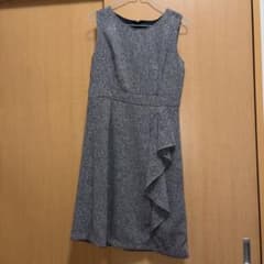 グレー ノースリーブ ミニワンピース ラッフルのサムネイル