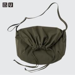 未開封 UNIQLO U ドローストリングショルダーバッグのサムネイル