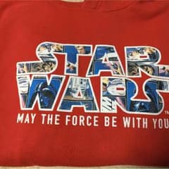 ユニクロ スターウォーズパーカー(赤)のサムネイル