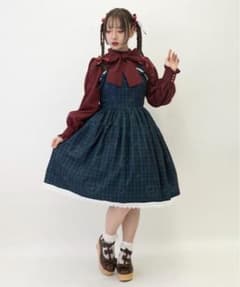 axes femme kawaii おさんぽテリア柄ジャンスカ グリーン - メルカリ