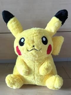 【人気商品】ぬいぐるみ 等身大ピカチュウのサムネイル
