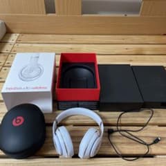 Beats by dr.Dre ワイヤレスヘッドホン Apple対応のサムネイル