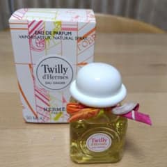 超美品エルメス オードパルファム≪ ツイリードゥエルメスオー