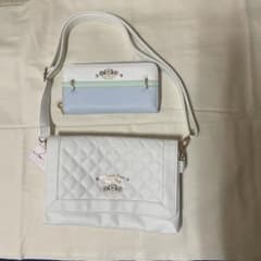 ホワイトキルティングショルダーバッグ 長財布セットのサムネイル