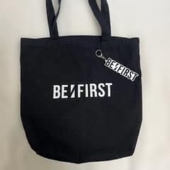 公式　BE:FIRST トートバッグ ブラック 初期グッズ ライブ使用1回 BE:FIRST 初期ロゴトートバッグ＆キーホルダー - メルカリ