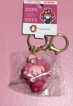 推しカラー サンリオ ミャクミャク マイメロ キーホルダー 関西万博