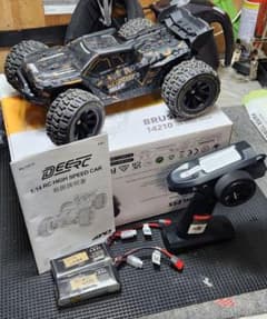 DEERC 14210 1/14 RCカー 76km/hのサムネイル