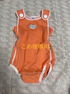 オレンジ色 ノースリーブ水着のサムネイル