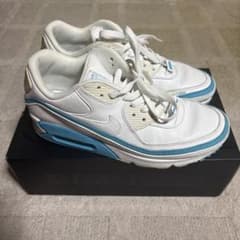 NIKE AIR MAX 90 UNDEFEATEDのサムネイル