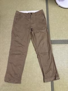 UNIQLO メンズ チノパン ブラウンのサムネイル