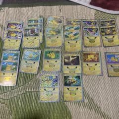 ポケモンカード ピカチュウ 30th まとめ売り 24枚のサムネイル
