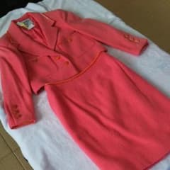 CHANEL CCマークボタン スーツ ピンクのサムネイル