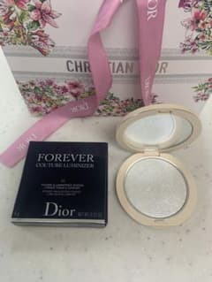 DIOR ディオールスキン　フォーエヴァークチュール　ルミナイザー　03のサムネイル