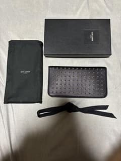 サンローランパリ　スタッズ ラウンドジップ長財布　エディ期ウォレット箱付美品 サンローランパリ スタッズ ラウンドジップ長財布 エディ期ウォレット