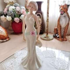 女性フィギュア 陶器製 置物のサムネイル