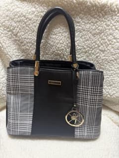 CHARLES & KEITH ハンドバッグ チェック柄