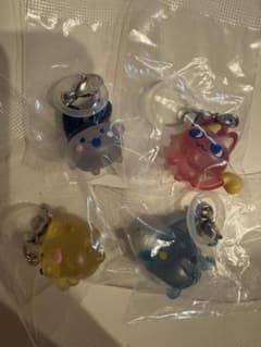 たまごっち　めじるしアクセサリー　4点セットのサムネイル