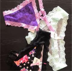 値下げ★新品未使用  ヴィクトリアシークレット ショーツ３枚のサムネイル