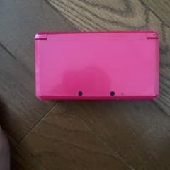 任天堂3DS 充電器付き　値下げ可能のサムネイル