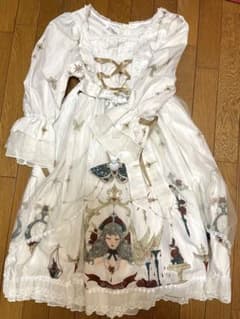 ロリータ白ワンピのサムネイル